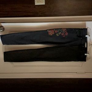 Women”s Loft black jeans with embroidery